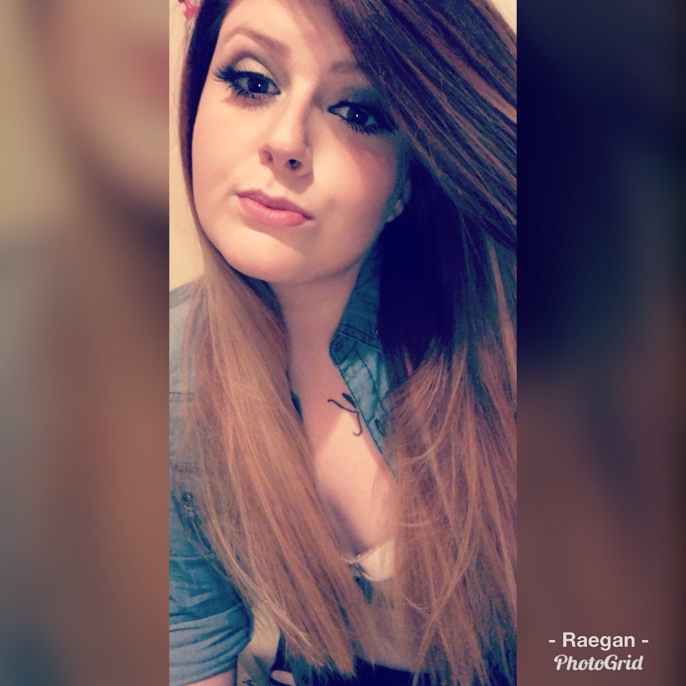 Meet your Posher, Raegan